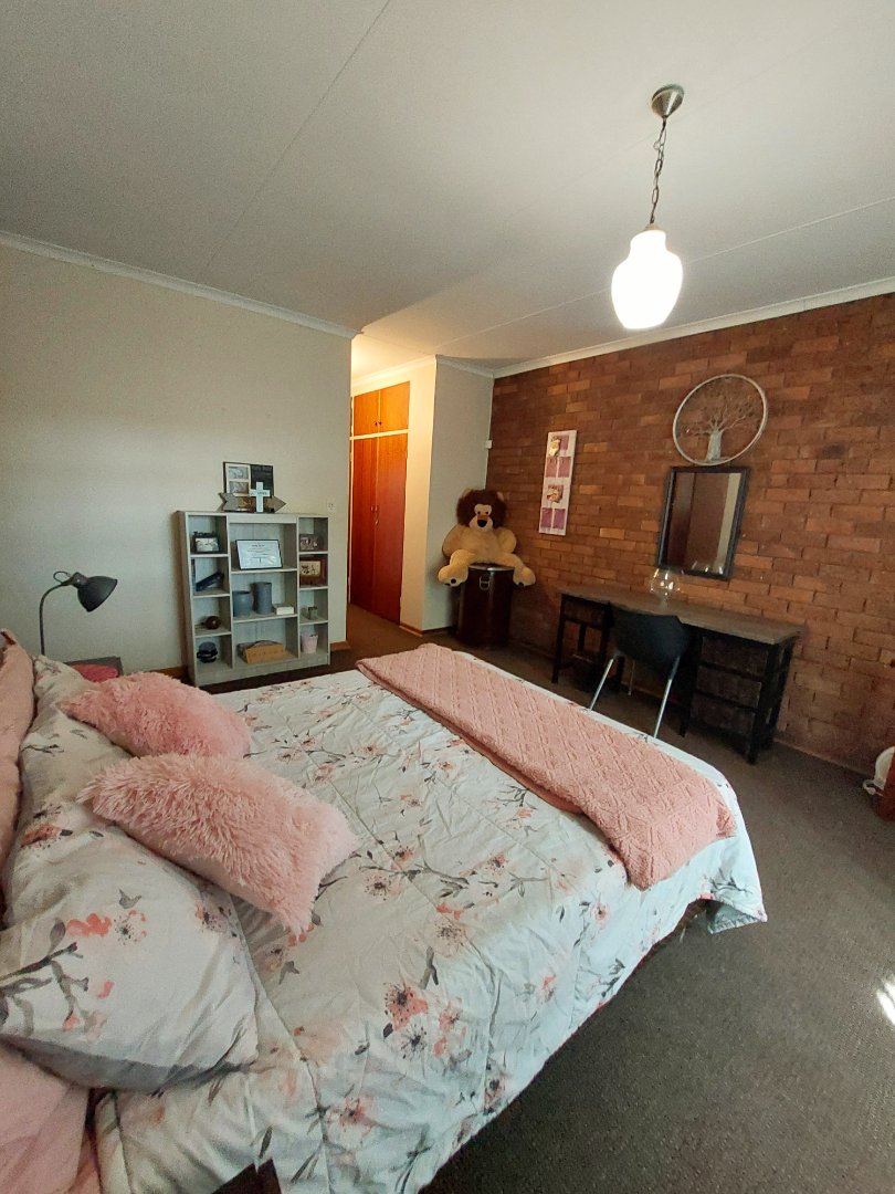 4 Bedroom Property for Sale in Orkney North West